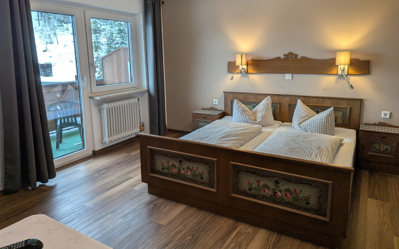 Wanderhotel Mühle - unser Standard-Doppelzimmer mit Doppelbett